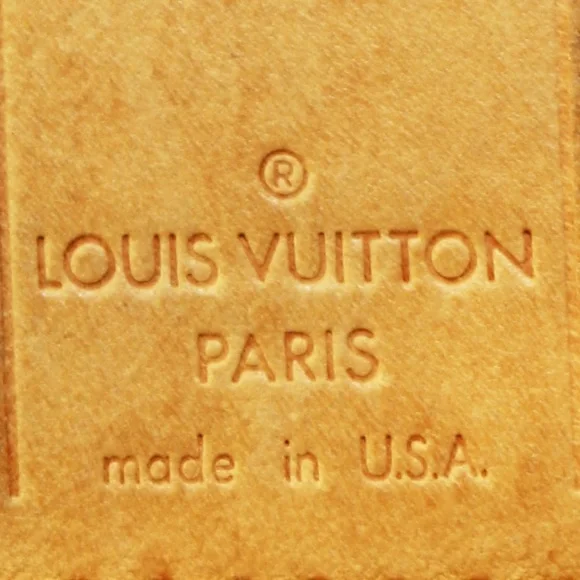 Louis Vuitton Poignet Vachetta
Leather Luggage Bag Identification Brass & Tan - Picture 2 of 4